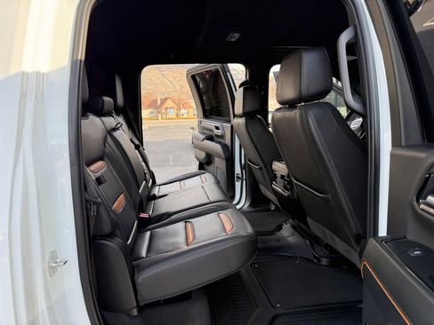 Used 2024 GMC Sierra 2500 AT4 w/ AT4 Premium Plus Package image 15