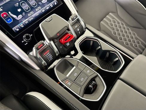 Used 2023 Lamborghini Urus S image 22