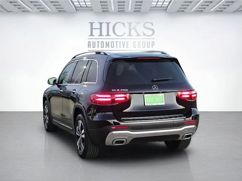 Used 2025 Mercedes-Benz GLB 250 image 7