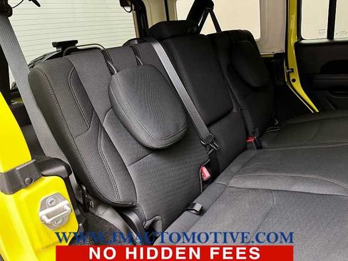 Used 2023 Jeep Wrangler Unlimited w/ Sun & Screen Package AWD/4WD image 20