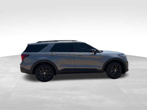 Used 2026 Ford Explorer ST-Line AWD/4WD image 11