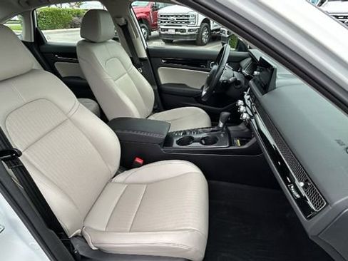 Used 2024 Honda Civic Touring image 11
