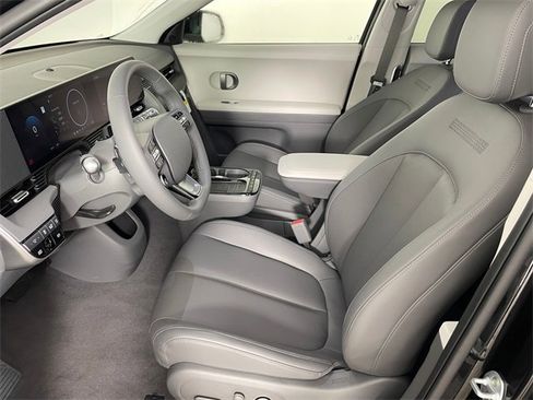 New 2025 Hyundai Ioniq 5 SEL image 2
