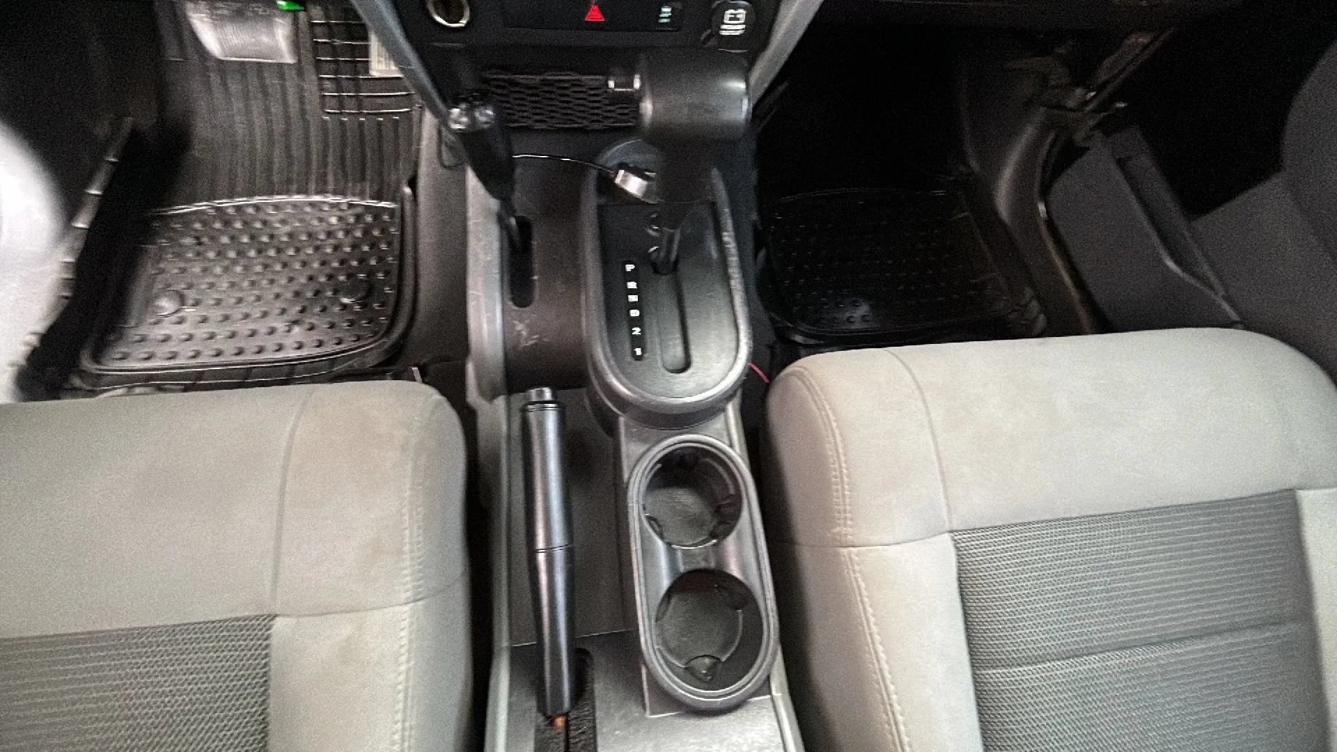 Used 2010 Jeep Wrangler Unlimited Sport w/ Trailer Tow Group AWD/4WD image 30