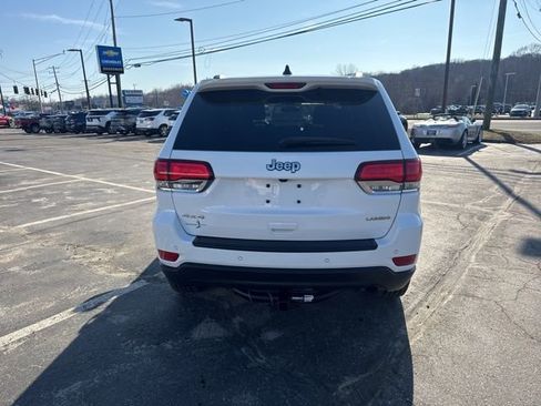 Used 2020 Jeep Grand Cherokee Laredo image 6