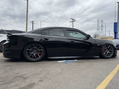 Used 2017 Dodge Charger R/T Scat Pack w/ Beats Audio Group image 5