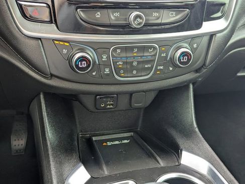 Certified 2021 Chevrolet Traverse High Country FWD image 10