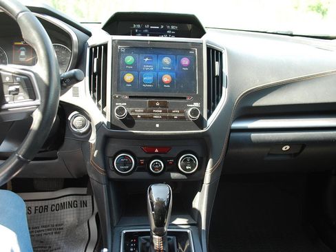 Used 2019 Subaru Crosstrek 2.0i Limited w/ Moonroof Package AWD/4WD image 11