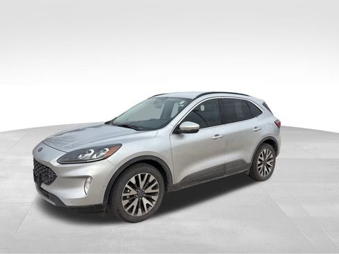 Used 2020 Ford Escape Titanium image 7