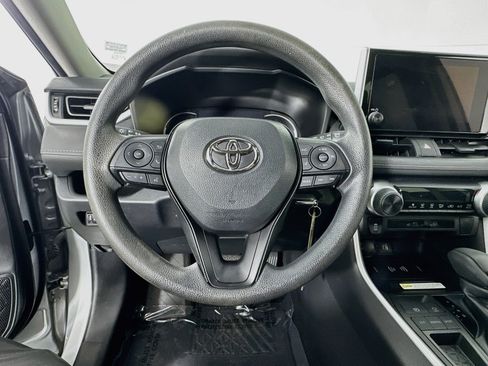 Used 2023 Toyota RAV4 LE FWD image 11