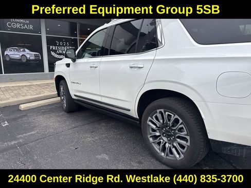 Used 2024 GMC Yukon Denali Ultimate AWD/4WD image 11