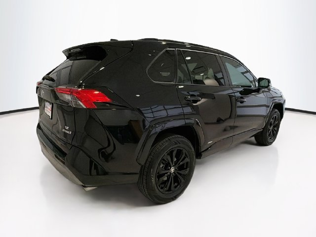 Used 2023 Toyota RAV4 SE AWD/4WD image 6