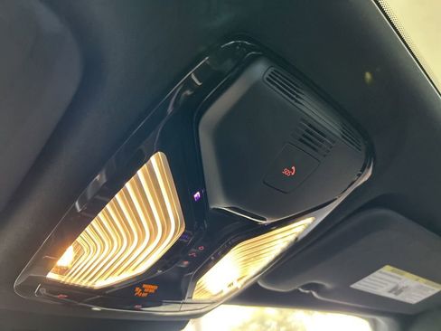 Used 2024 BMW X5 sDrive40i w/ M Sport Package image 53