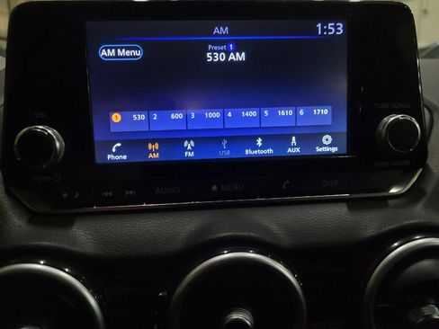 Used 2024 Nissan Sentra S FWD image 25