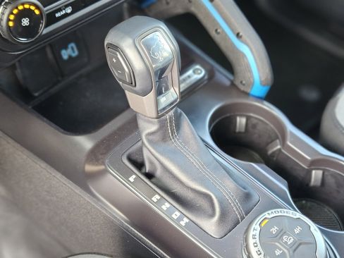 Certified 2024 Ford Bronco Black Diamond image 25