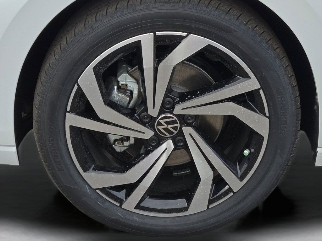 Certified 2026 Volkswagen Jetta SEL FWD image 8