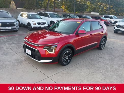 Used 2025 Kia Niro LX FWD image 1