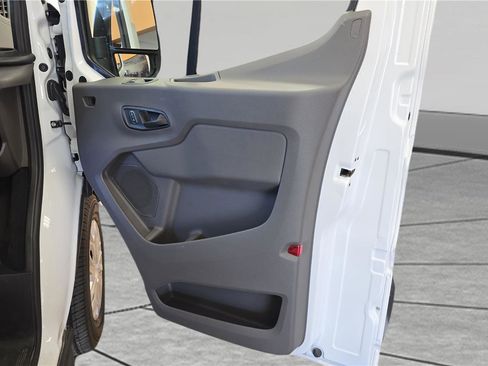 Used 2025 Ford Transit 350 XLT RWD image 15
