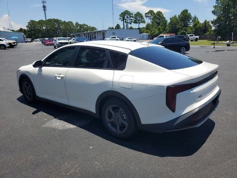 Used 2025 Kia K4 FWD image 4