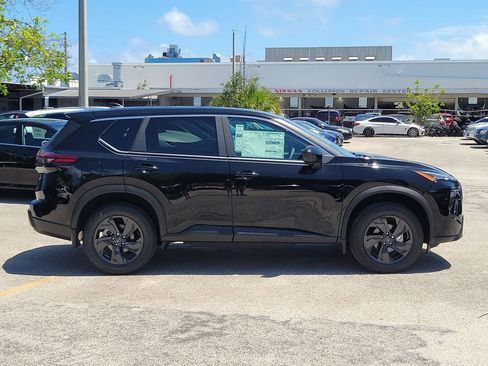 New 2026 Nissan Rogue SV FWD image 8