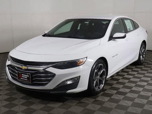Used 2024 Chevrolet Malibu LT FWD image 6