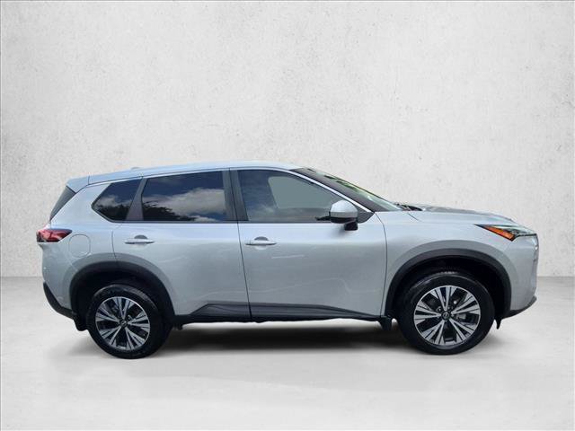 Certified 2023 Nissan Rogue SV FWD image 4