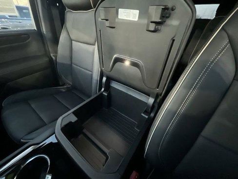 New 2026 GMC Yukon Elevation image 22