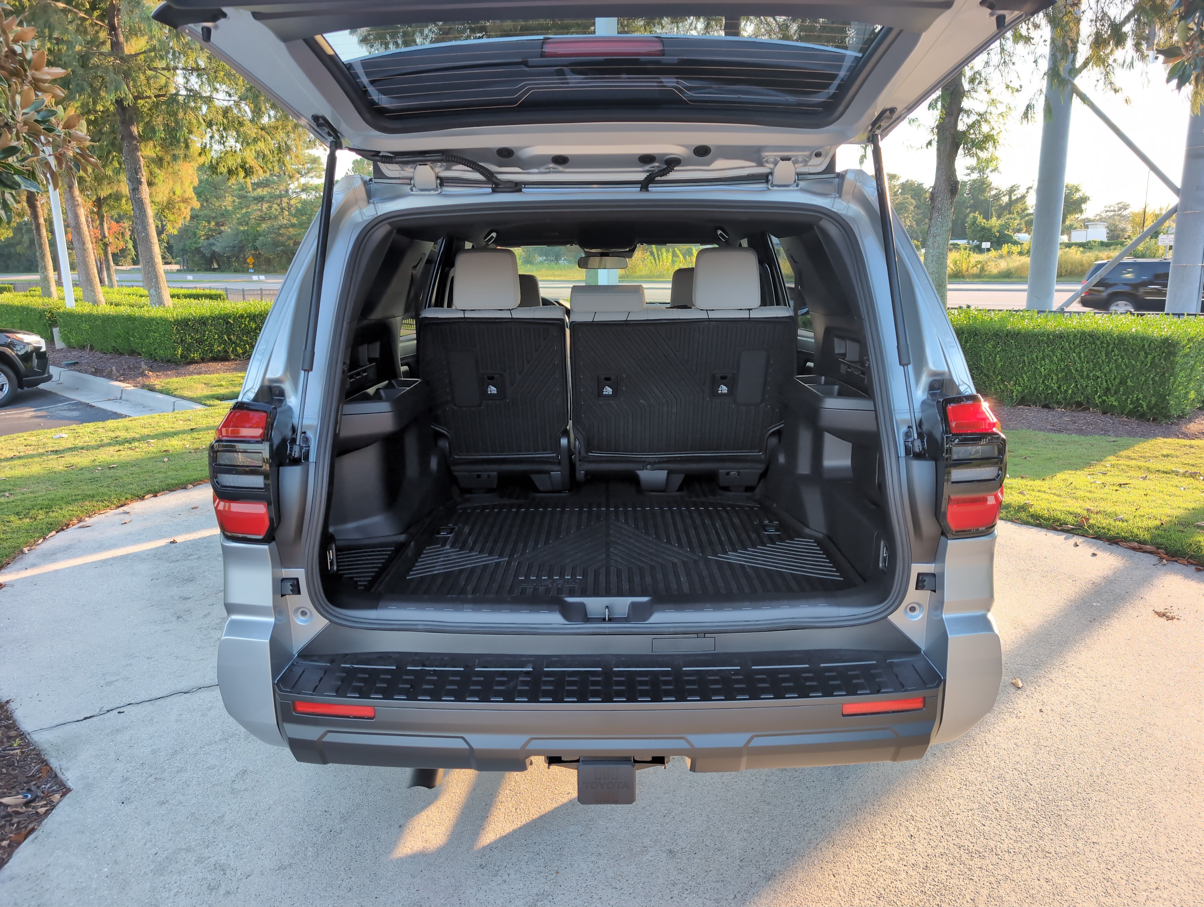 Certified 2026 Toyota 4Runner SR5 AWD/4WD image 31