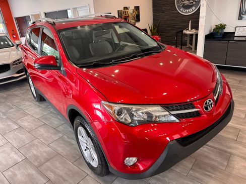 Used 2013 Toyota RAV4 XLE FWD image 6
