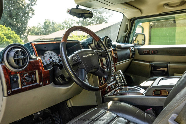 Used 2003 HUMMER H2 w/ Preferred Equipment Group AWD/4WD image 48