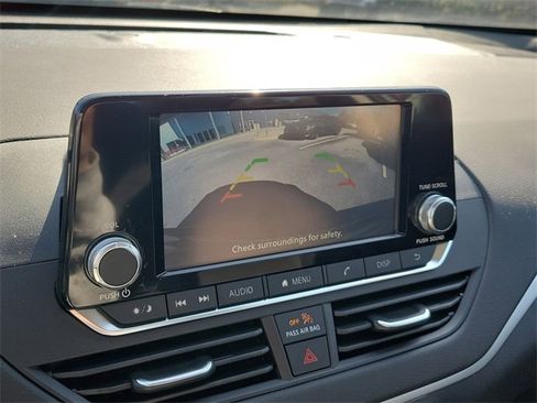 Used 2024 Nissan Altima 2.5 S image 28