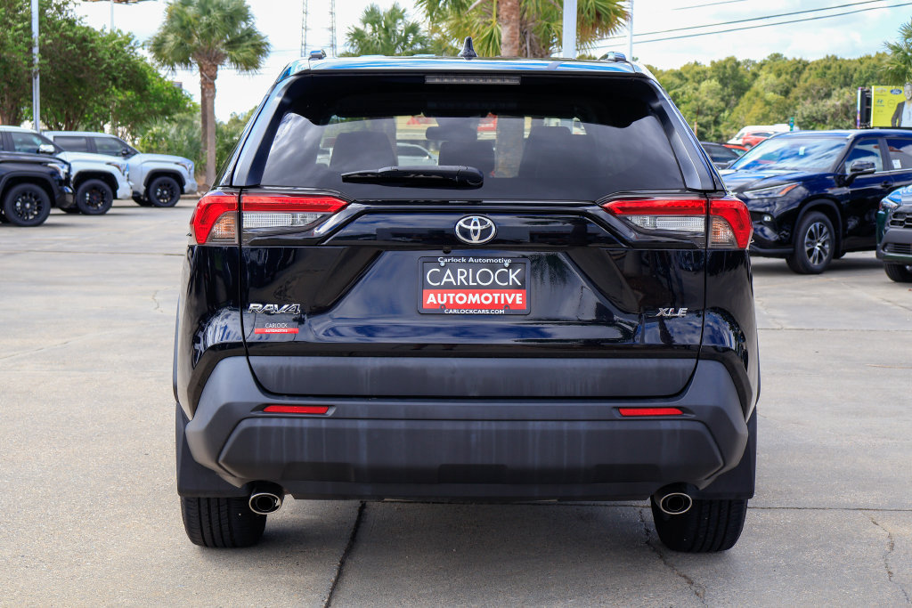 Used 2021 Toyota RAV4 XLE Premium FWD image 22