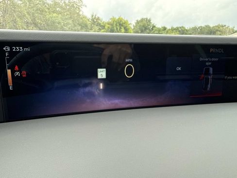 New 2026 Lincoln Nautilus Premier AWD/4WD image 27