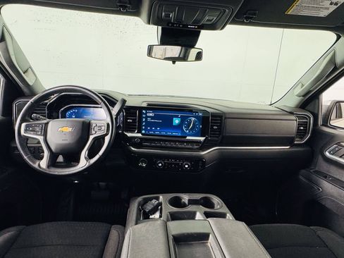 Used 2023 Chevrolet Silverado 1500 LT w/ Z71 Off-Road Package AWD/4WD image 19