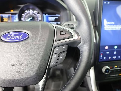 Certified 2023 Ford Edge SEL w/ Convenience Package AWD/4WD image 40