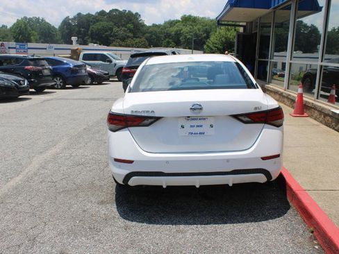 Used 2020 Nissan Sentra SV FWD image 9
