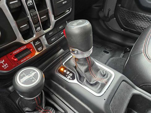 Used 2021 Jeep Wrangler Unlimited Rubicon image 31