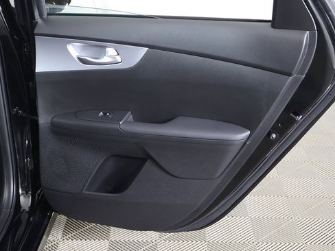 Used 2023 Kia Forte LXS image 23