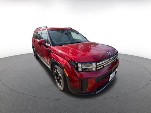 Used 2025 Hyundai Santa Fe SEL image 2