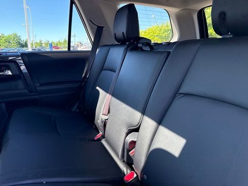 Used 2023 Toyota 4Runner TRD Off-Road Premium w/ Off Road Premium Plus Package AWD/4WD image 23
