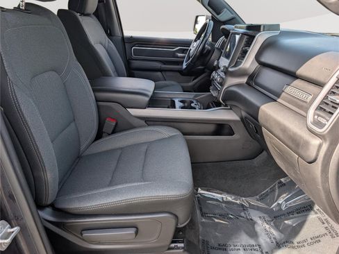 Used 2021 RAM 1500 Big Horn AWD/4WD image 11