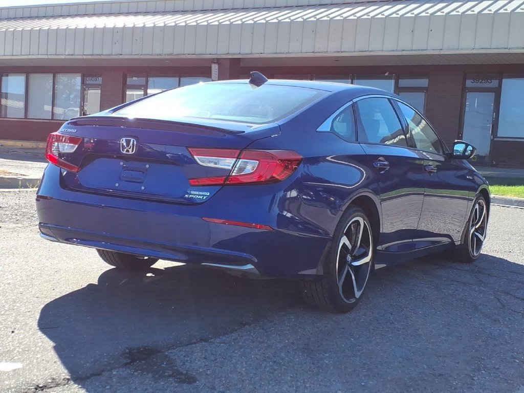 Used 2022 Honda Accord Sport image 5