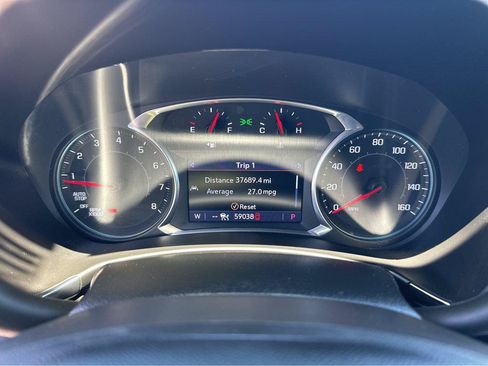Used 2022 Chevrolet Equinox RS w/ Infotainment Package FWD image 21
