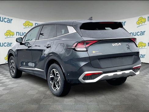 Certified 2024 Kia Sportage LX image 4