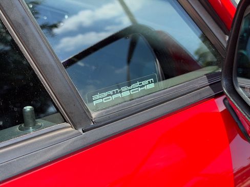 Used 1989 Porsche 911 Carrera RWD image 23