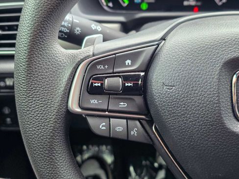 Used 2022 Honda Accord Hybrid image 27