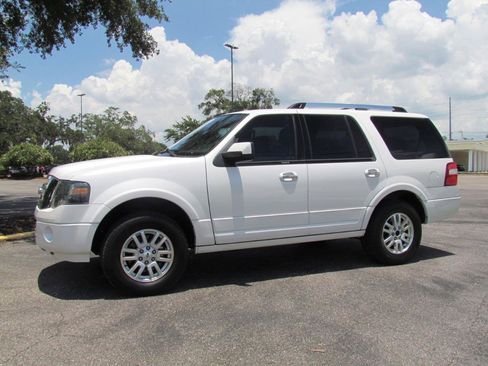 Used 2014 Ford Expedition Limited w/ Equipment Group 301A RWD image 5