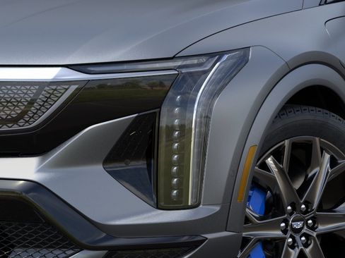 New 2026 Cadillac Optiq V w/ Magnus Launch Edition image 10