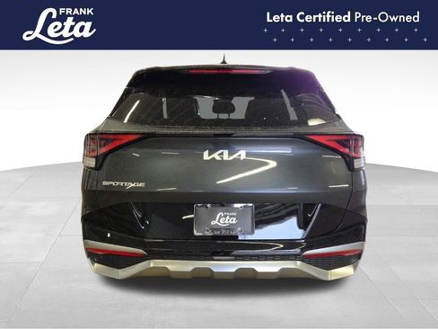 Used 2025 Kia Sportage SX image 5
