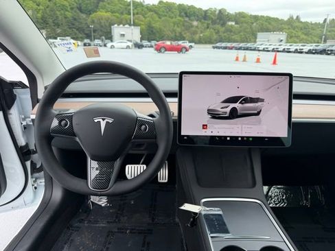 Used 2023 Tesla Model 3 Performance AWD/4WD image 12